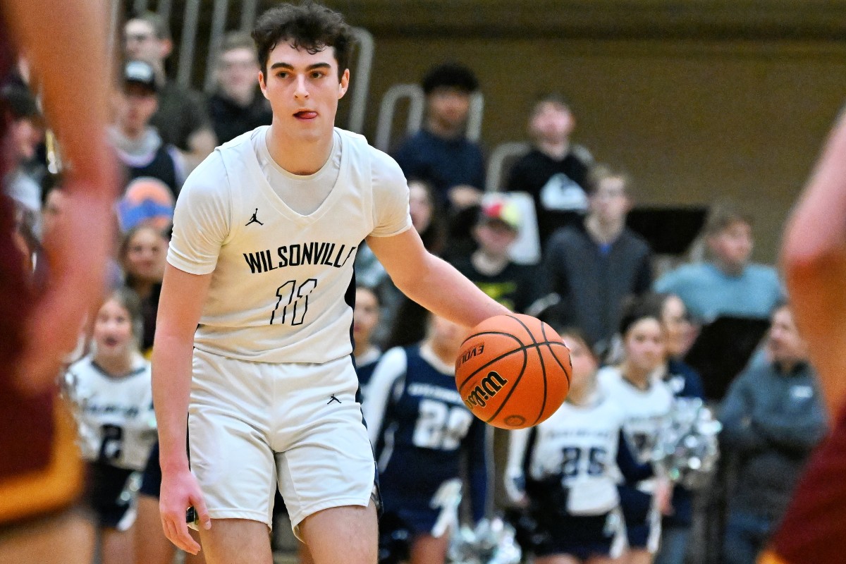 a Wilsonville Redmond 5A Oregon boys basketball quarterfinal 2024 Leon Neuschwander 23